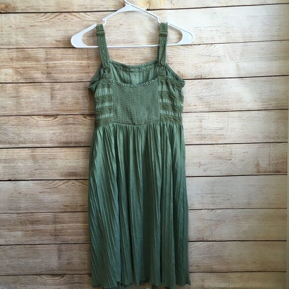 MATILDA‎ JANE JOANNA GAINES GREEN GRASS ROOTS SMOCKED DRESS - Picture 5 of 8